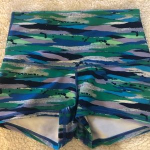 Lululemon high waist Wunder Under short.